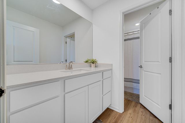 4121 Brander Drive, Valparaiso, IN 46385