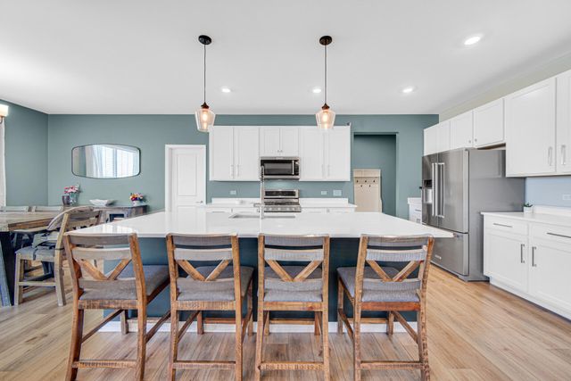 4121 Brander Drive, Valparaiso, IN 46385