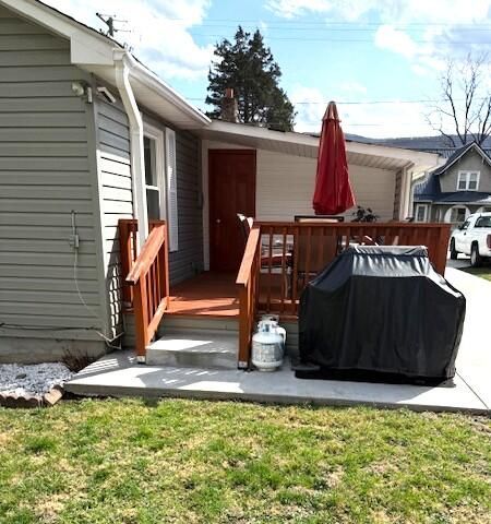 E 424 Parrish ST, Covington, VA 24426