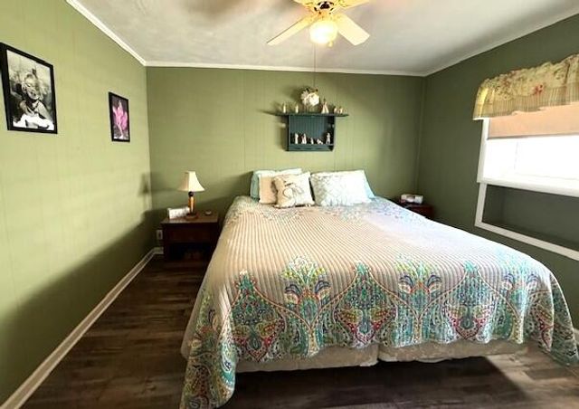 E 424 Parrish ST, Covington, VA 24426