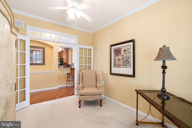 933 LAURENS LN, Warwick, PA 18974