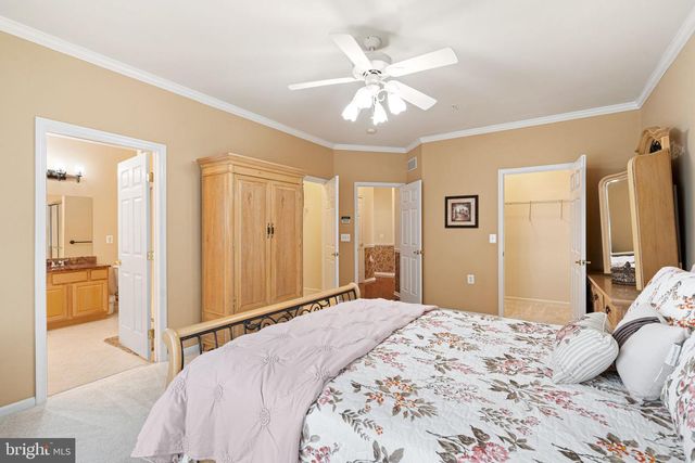 933 LAURENS LN, Warwick, PA 18974