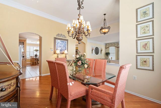 933 LAURENS LN, Warwick, PA 18974