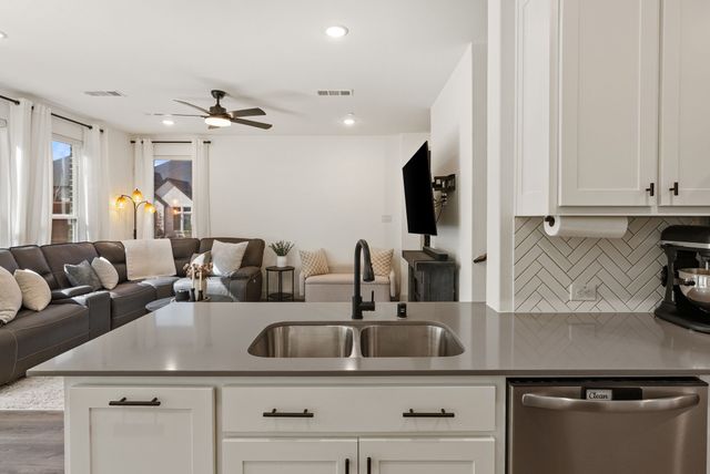 1311 Hill Country Place, Celina, TX 75009