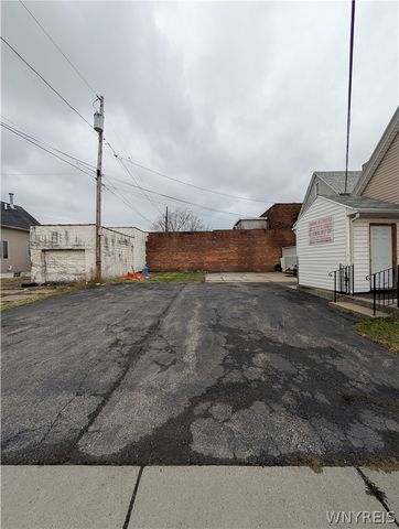 1881 Clinton Street, Buffalo, NY 14206