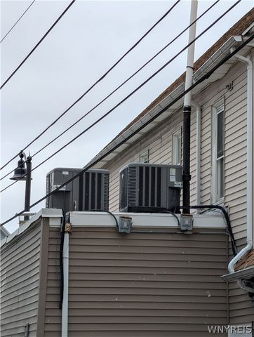 1881 Clinton Street, Buffalo, NY 14206