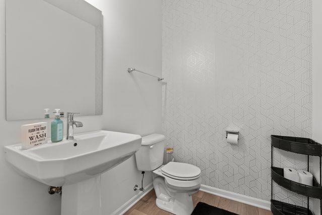 30W158 Wheeler Circle, Warrenville, IL 60563