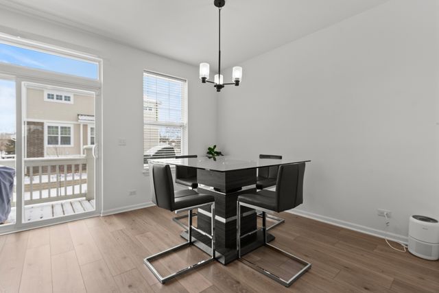 30W158 Wheeler Circle, Warrenville, IL 60563