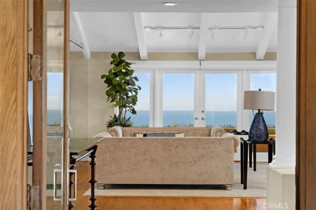 11 Tiburon Bay, Newport Beach, CA 92625