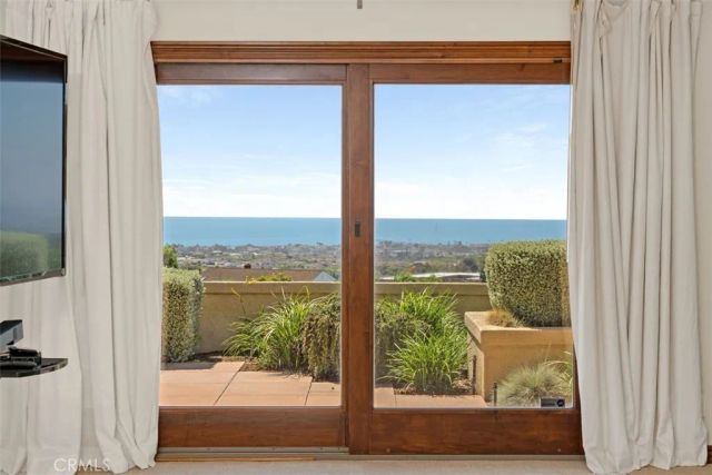 11 Tiburon Bay, Newport Beach, CA 92625