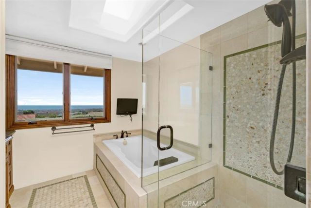 11 Tiburon Bay, Newport Beach, CA 92625
