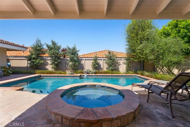 11 Tiburon Bay, Newport Beach, CA 92625