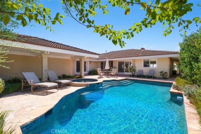 11 Tiburon Bay, Newport Beach, CA 92625