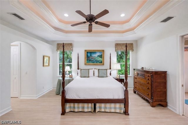 2116 Harlans RUN, Naples, FL 34105