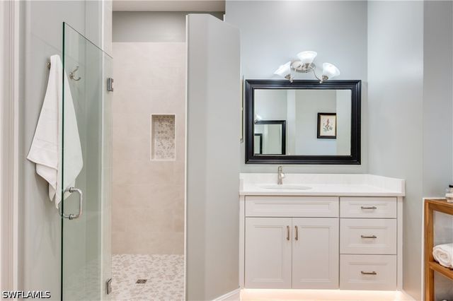 2116 Harlans RUN, Naples, FL 34105