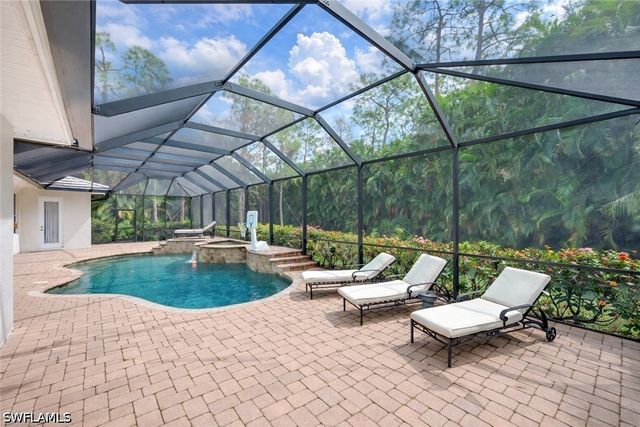 2116 Harlans RUN, Naples, FL 34105