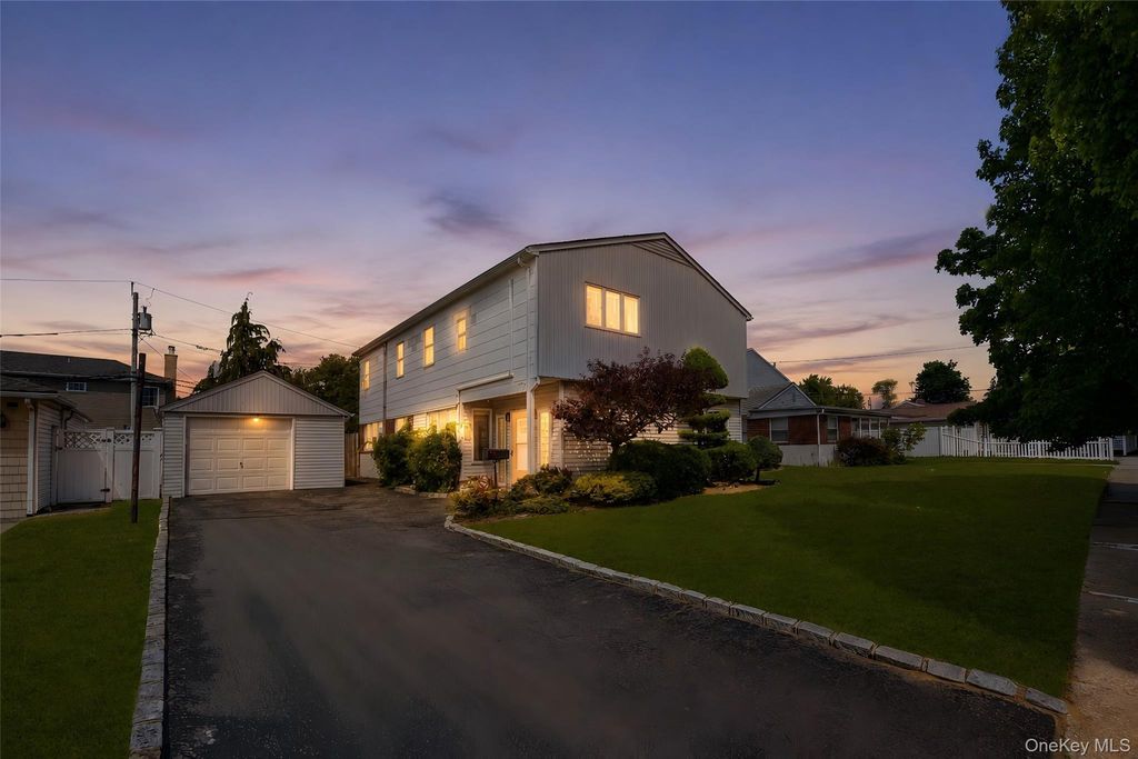 394 Warwick Road, East Meadow, NY 11554