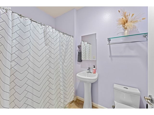 7015 Ne FERRIS Rd, La Center, WA 98629