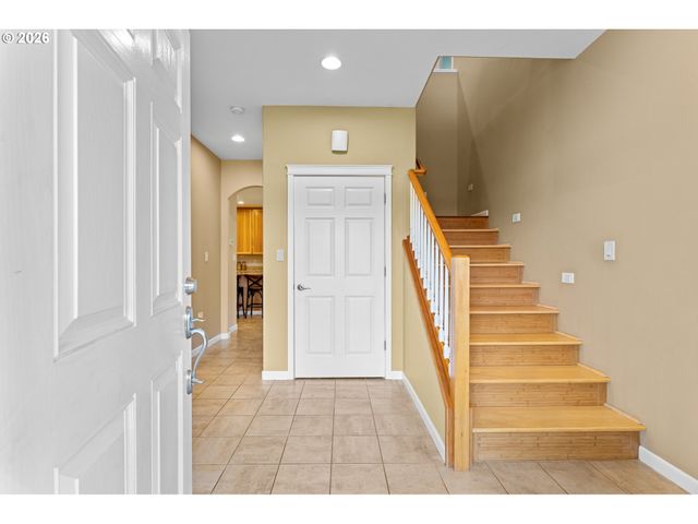 7015 Ne FERRIS Rd, La Center, WA 98629