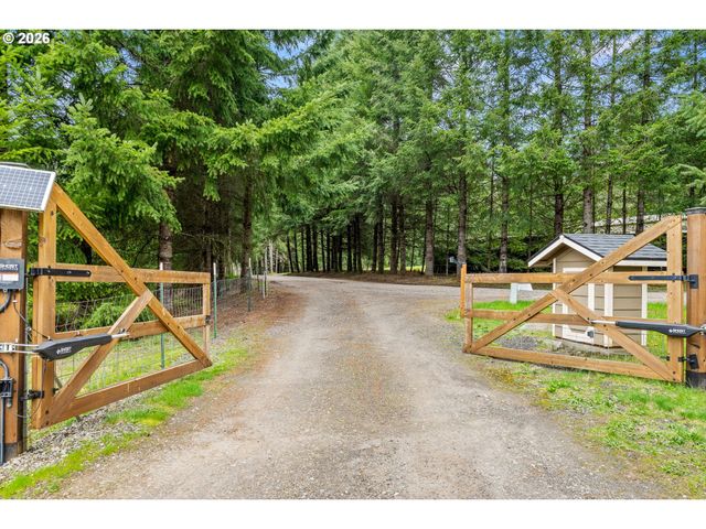 7015 Ne FERRIS Rd, La Center, WA 98629