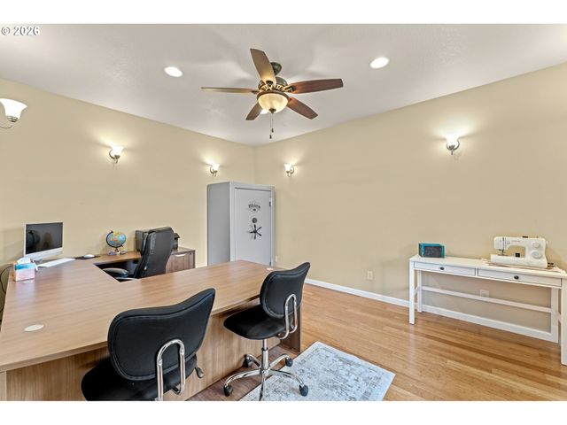 7015 Ne FERRIS Rd, La Center, WA 98629