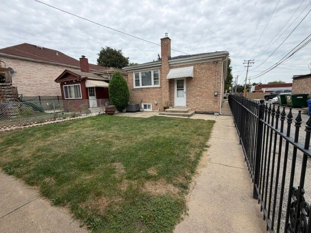 4414 N Nagle Avenue 1, Harwood Heights, IL 60706