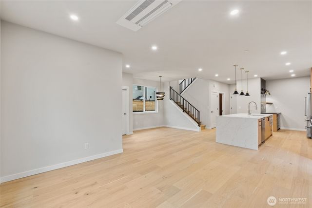 9012 124th Lane NE, Kirkland, WA 98033