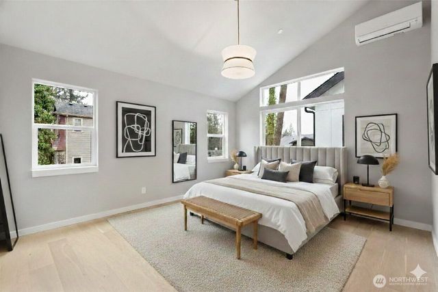 9012 124th Lane NE, Kirkland, WA 98033