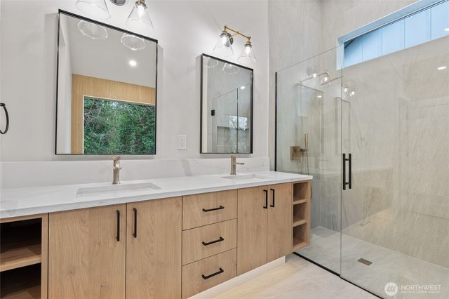 9012 124th Lane NE, Kirkland, WA 98033