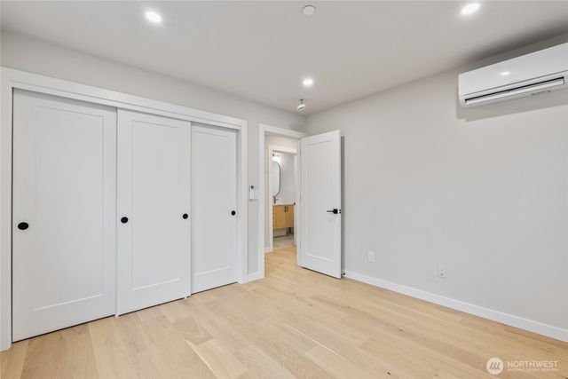 9012 124th Lane NE, Kirkland, WA 98033