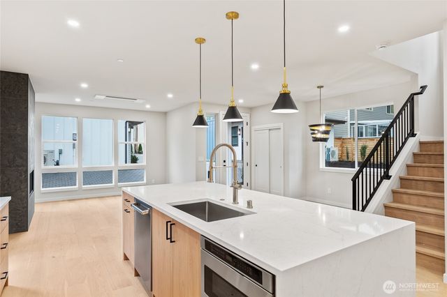 9012 124th Lane NE, Kirkland, WA 98033