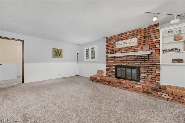 4417 Queen Anne Avenue, Lorain, OH 44052