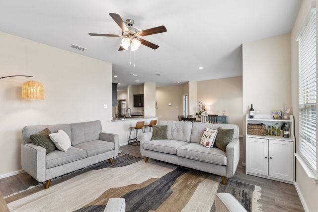 10121 Poinsett Way, Fort Worth, TX 76108