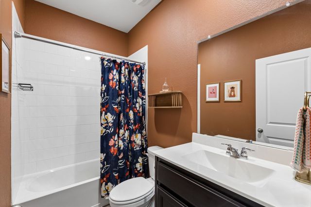 10121 Poinsett Way, Fort Worth, TX 76108