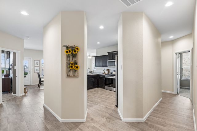 10121 Poinsett Way, Fort Worth, TX 76108