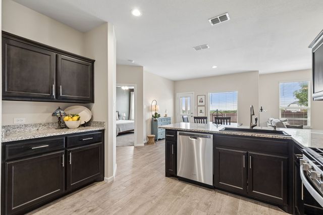 10121 Poinsett Way, Fort Worth, TX 76108