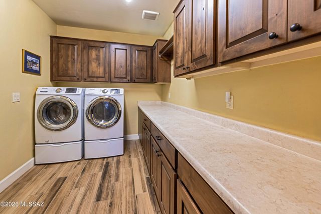 61521 E Dead Wood Trail, Oracle, AZ 85623