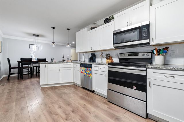 103 N Beverly Avenue, Sherwood, AR 72120