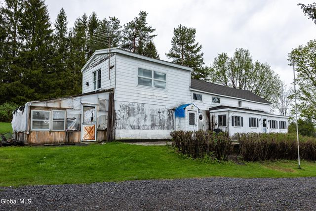 39 E Hill Road, Berne, NY 12009