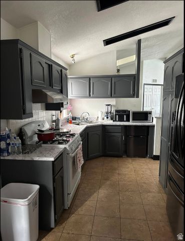 265 N MINDELLA WAY, Layton, UT 84041