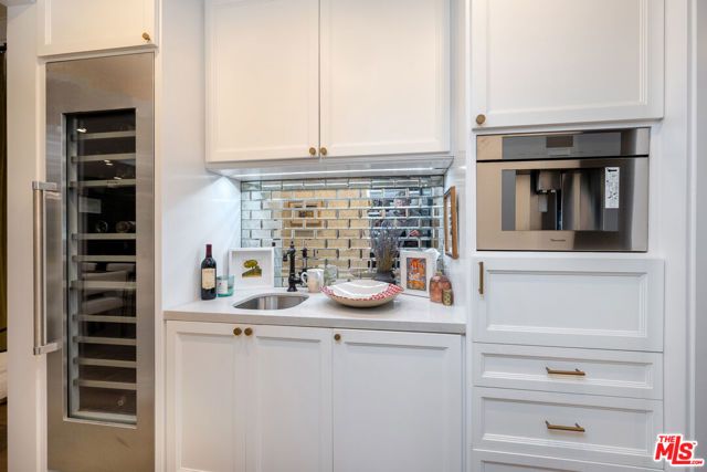 320 N Alta Vista Boulevard, Los Angeles, CA 90036