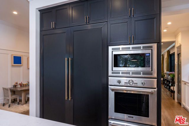 320 N Alta Vista Boulevard, Los Angeles, CA 90036