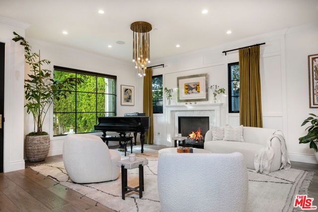 320 N Alta Vista Boulevard, Los Angeles, CA 90036