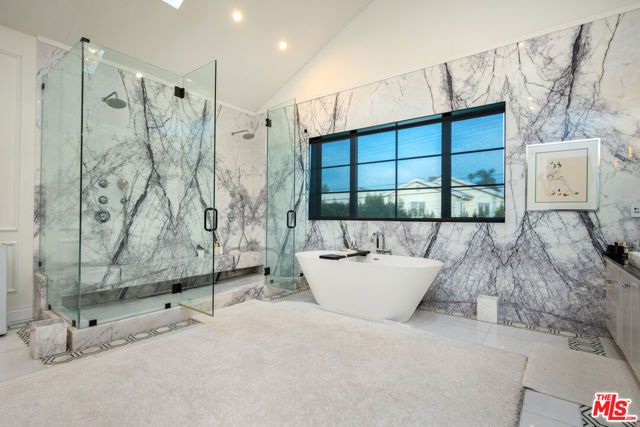 320 N Alta Vista Boulevard, Los Angeles, CA 90036