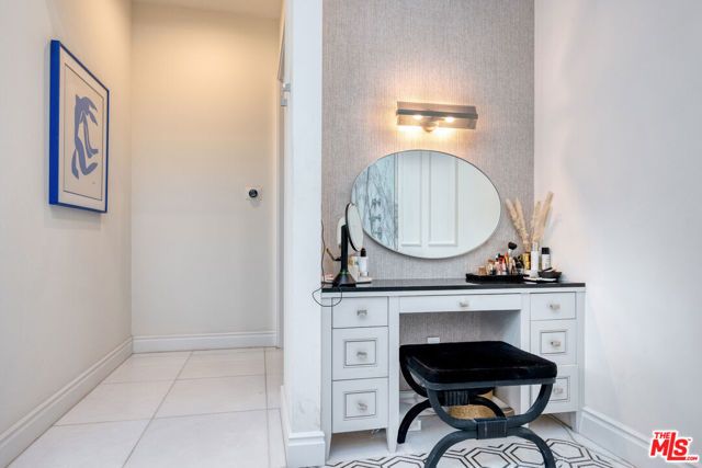 320 N Alta Vista Boulevard, Los Angeles, CA 90036