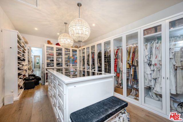 320 N Alta Vista Boulevard, Los Angeles, CA 90036