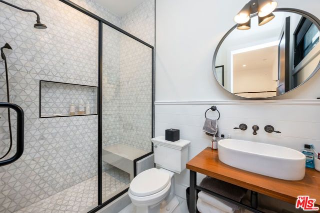 320 N Alta Vista Boulevard, Los Angeles, CA 90036