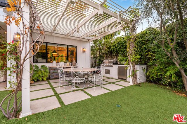 320 N Alta Vista Boulevard, Los Angeles, CA 90036