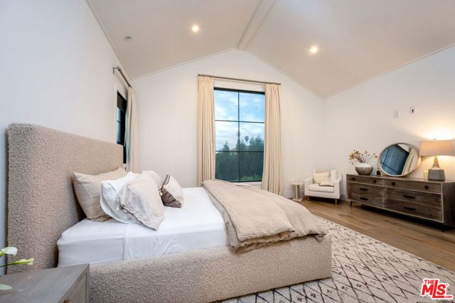 320 N Alta Vista Boulevard, Los Angeles, CA 90036