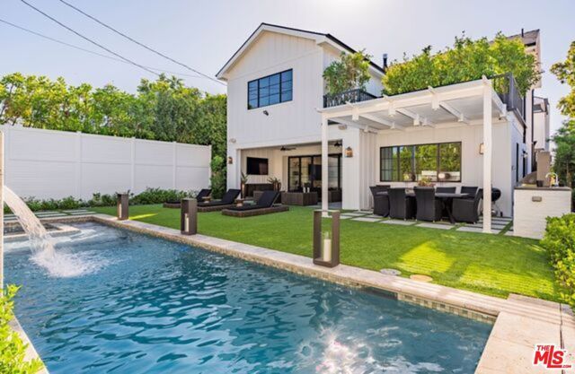 320 N Alta Vista Boulevard, Los Angeles, CA 90036